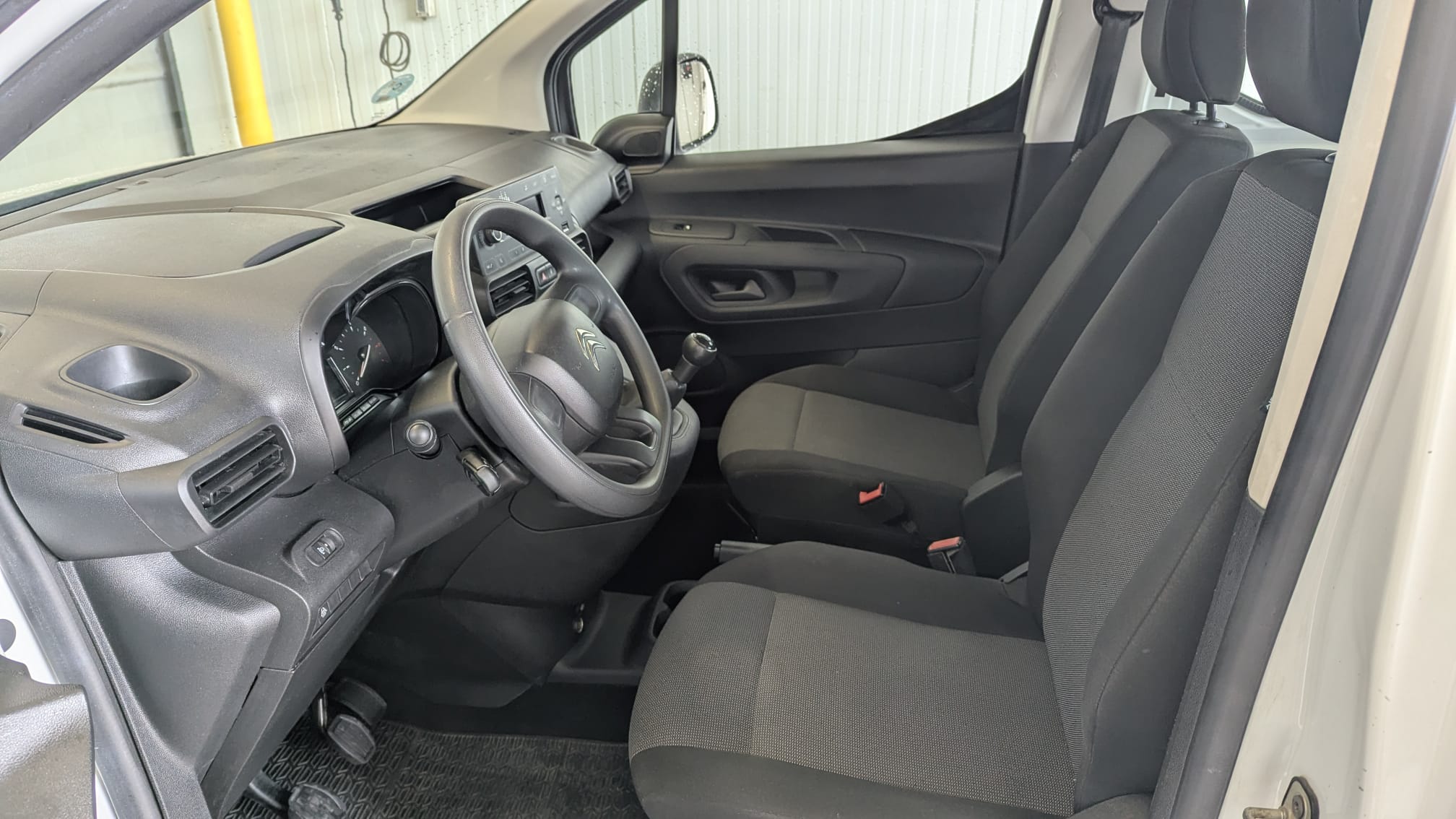 WhatsApp Image 2026-02-17 at 08.15.00